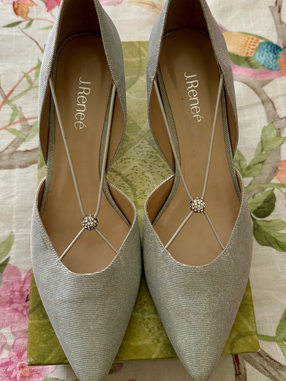 🌸 Veeva Dress Pump by J. Renee Silver Glitter 11 M - Picture 5 of 6